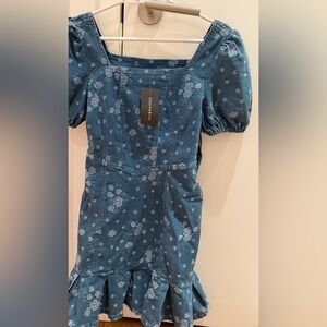Country Road Blue Floral Puff Sleeve Dress